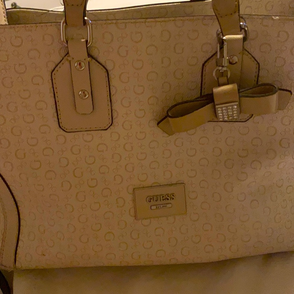 Guess hand bag